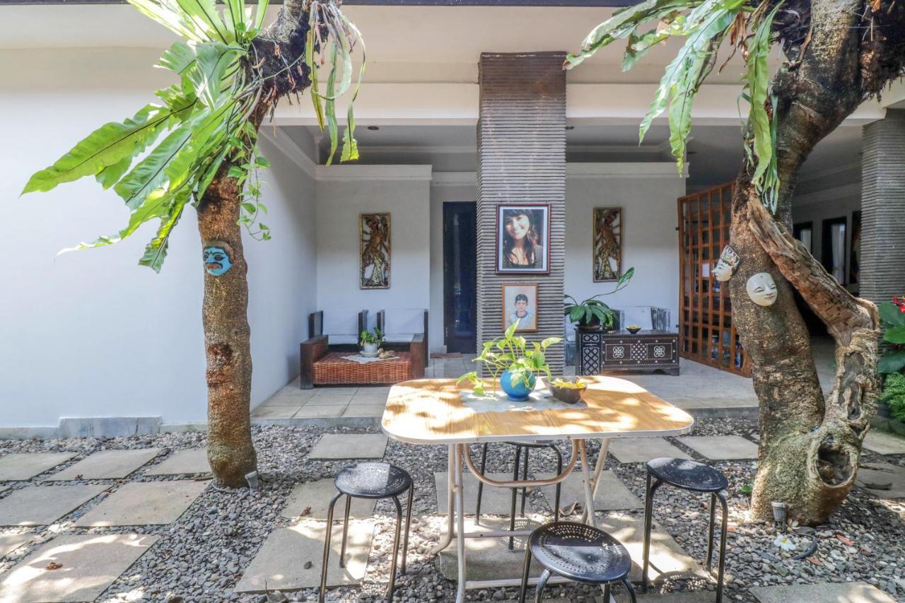 Oyo 1757 Villa Dende Lombok Exterior photo